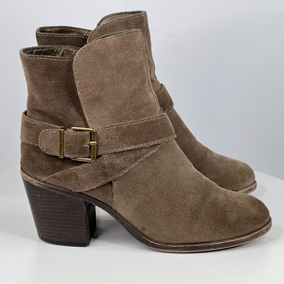Suede Ankle Boots Booties BCBGeneration Taupe Brown Boho Bohemian Western Indie - Picture 7 of 15